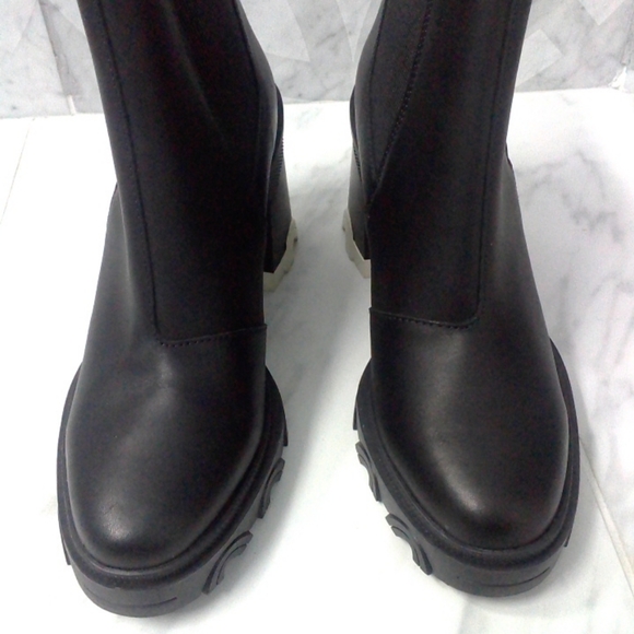 Sorel Brex Waterproof Platform Heeled Chelsea Boot in Black Size 9 - Picture 7 of 7